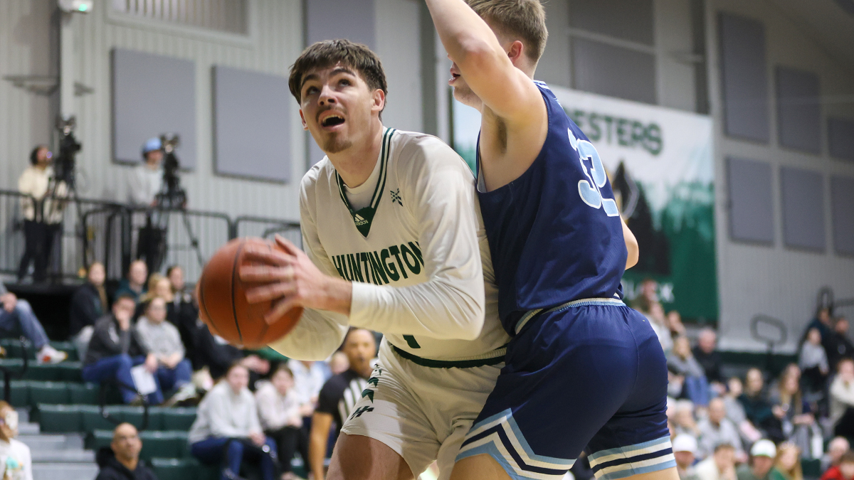 Foresters Fire on All Cylinders in Quarterfinal Rout
