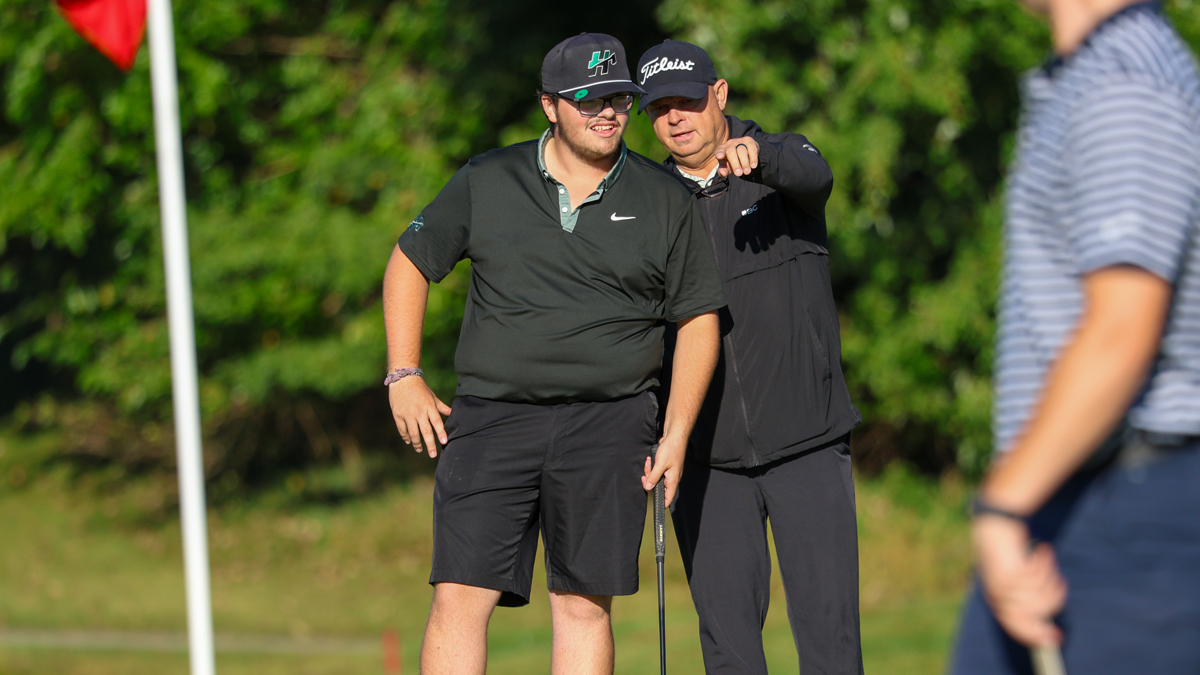 Strong Start Lifts Huntington to Fourth at Pilot Invitational