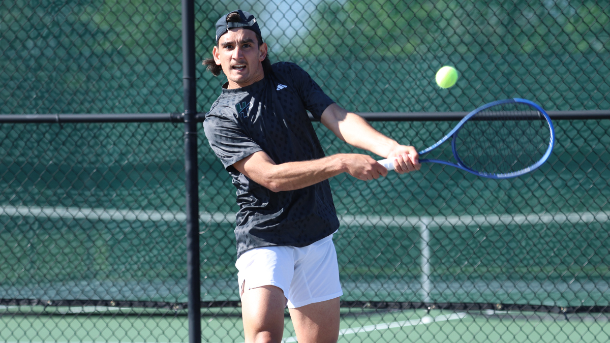 Sweep Over USF Sends Top-Seeded Foresters to Final Four