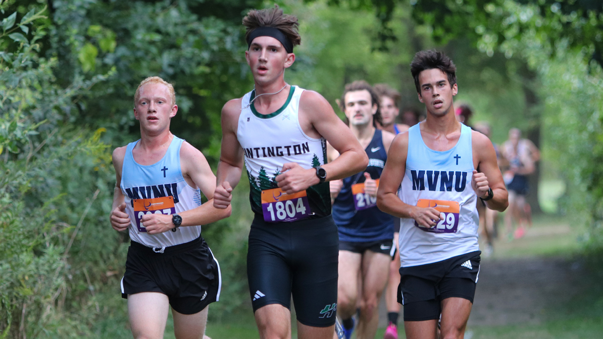HU opens up season with 17th place finish at Twilight Invite
