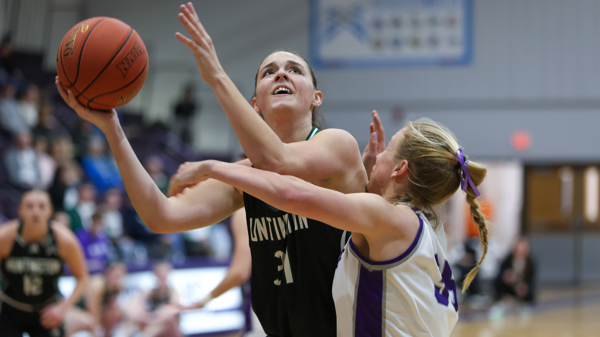 (RV) Foresters Fall at (RV) Taylor, Remain Fourth in CL Standings