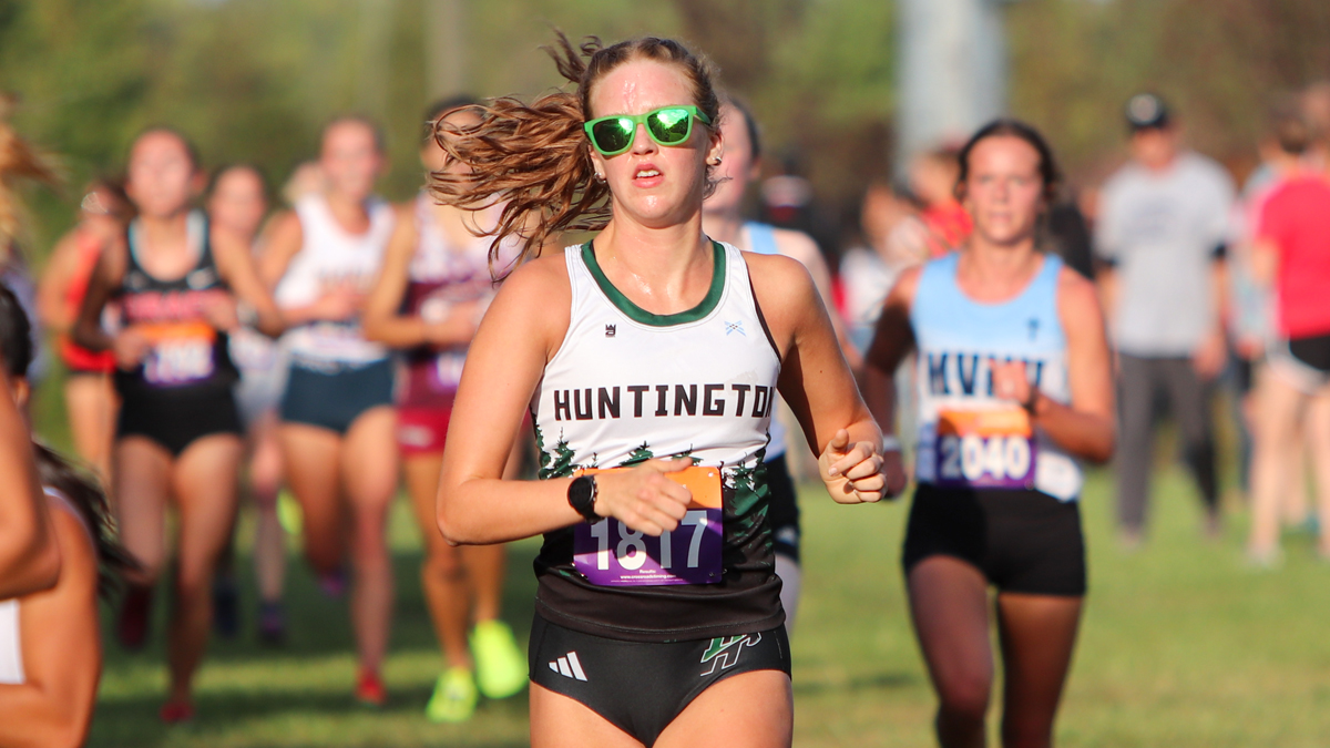 No. 13 HU runs to 2nd place finish at Larry Young Invite